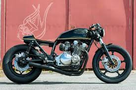 Super Single Yamaha Sr500 Cafe Racer By Spero Floro Bikebound Suzuki Cafe Racer Kawasaki Cafe Racer Cafe Racer Bikes