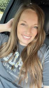 Mina Starsiak Hawk's Life and Show Discussion