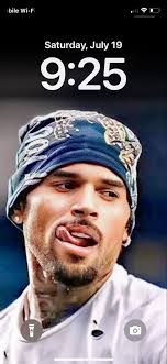 Team breezy let me see y'all Lock Screen pics. Here's mine 🥰😜