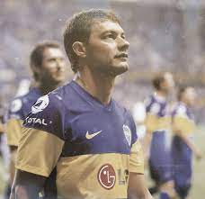 A pesar de sufrir muchas lesiones, es el futbolista. Sebastian Battaglia Maximo Campeon De La Historia De Boca Juniors Bocajuniors