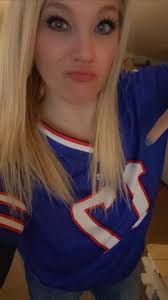 LATEST NEWS: Waitress Serves Josh Allen, Sees Note