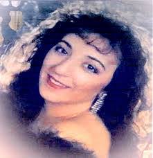 Ann Botelho's Instagram, Twitter & Facebook