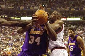 La lakers 108 @ philadelphia 76ers 96. Retro Observations Shaquille O Neal Manhandled The Sixers In Game 4 Of 2001 Nba Finals Phillyvoice