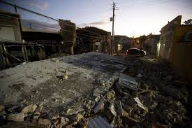 Si bien las réplicas continúan sintiéndose en puerto rico, los habitantes del suroeste de la isla poco a poco intentan regresar a sus hogares y negocios. Sismo De Magnitud 5 5 Sacude A Puerto Rico Mundo La Jornada