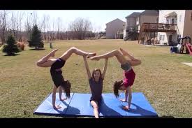 3 Person Stunts Gymnastics Poses Partner Yoga Poses Yoga Challenge Poses