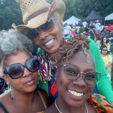 Nichelle Barfield-Page (@theheightofitall) • Threads, Say more