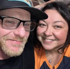 Kids at school? Perfect time to build a Toy Show treat bag! 🎄✨ After all…  what's the Late Late Toy Show without goodies!? 🍬  #redearth#latelatetoyshow#treatbag