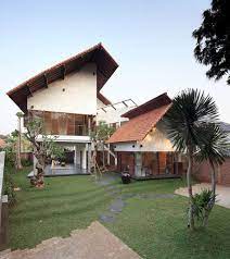 Minimalist home design is a design house that the current trends, namely a house with a simple concept but does not leave the impression of a modern, minimalist concept can be seen on the colors used and the form banngunannya. 7 Inspirasi Desain Rumah Tropis Modern Dijamin Bikin Nyaman