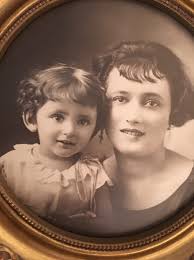 More Manna: The Family of Sidney Oestreicher and Esther Siff