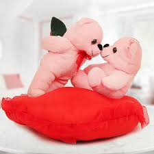 Your partner is going to swoon. 9 Most Romantic Valentine S Day Gifts For Your Girlfriend