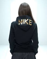 Black And Gold Nike Clothes Black And Gold Nike Hoodie Nike Outfits Athletic Outfits Workout Clothes