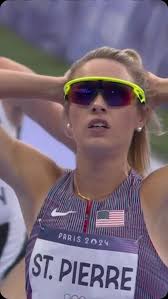 Elle Purrier St. Pierre (@elleruns_4_her_life) • Instagram photos and videos