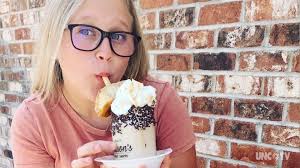 Union Grove, North Carolina, is best known for its annual Fiddlers'  Convention, but now a local ice cream shop, Mason's Sweet Shoppe, is  drawing fans from all over with outrageous milk shakes and ...