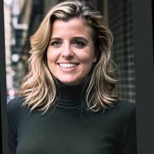 7 M&A integrations and 2 exits. Meet Simina Simion one of the best Chief  People Officers I've been blessed to work with who brings this experience.  I met Simina back in 2019