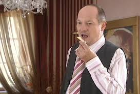 Młoda aktorka jest w żałobie. Rodzina Zastepcza Plus Odcinek 245 Seriale Online Ipla Tv