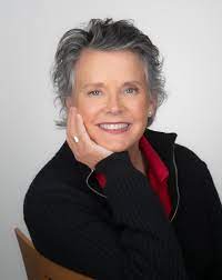Amanda Bearse - Biography - IMDb