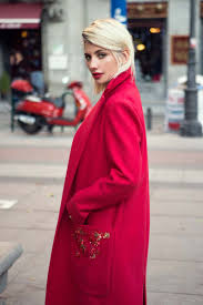 28 de abril de 1989) es una actriz de origen italiano y nacionalidad española. Look Del Dia 3 Miriam Giovanelli De Velvet
