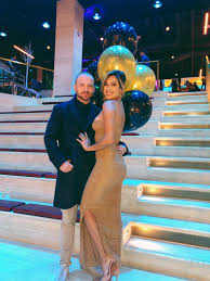 Hot Ones star Sean Evans love life: His dating history and celebrity  crushes