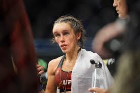 Karolina kowalkiewicz podczas ostatniej walki ufc odniosła poważną kontuzję oka. Joanna Jedrzejczyk Nie Odzyskala Pasa Ufc Porazka Po Fenomenalnej Walce I Niejednoglosnej Decyzji Sedziow Wideo Sportowy24