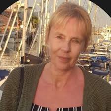 Stalling a horse with DSLD concerns