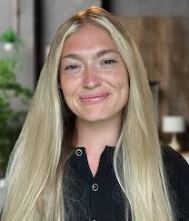 Mental health counseling in Ohio. Specializing in working anxiety and  trauma. Offers couples counseling and individual counseling.