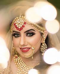 Indian Brides Bridal Look Inspiration Stunning Makeup Black And Golden Smokey Eyes Bridal Jewellery Inspiration Bridal Fashion Jewelry Bridal Nose Ring