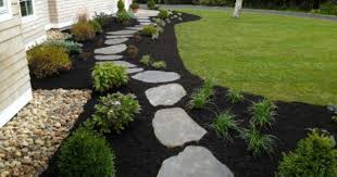 Shady Step Stone Path Random Bluestone Stones Look Dark And Mulch Landscaping Landscaping With Rocks Rock Garden Landscaping