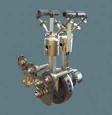 Model Of The Week Fully Animated Triumph 2 Cylinder 4 Stroke Engine Solidsmack Engineering Motorcycle Engine Automobile Engineering