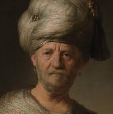 Oleksandr Kariaka В Харькове актера театра для детей и юношества задержали  по подозрению в корректировке российских ударов, сообщает СБУ. По версии  следствия, 61-летний актер фотографировал и отмечал на картах здания, где  могут