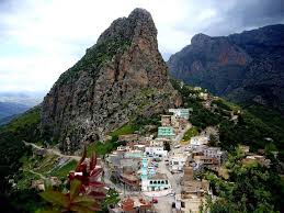 Que vous planifiez un voyage d'affaires, un séjour touristique, une réunion ou un événement spécial, notre équipe est à l'écoute de vos besoins. La Ville De Tizi Ouzou En Algerie Zoom Algerie