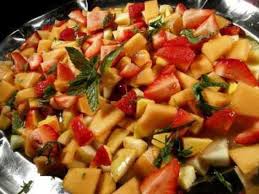 Salade De Fruits Frais Au Sirop De Menthe Recette Ptitchef Recette Salade De Fruits Frais Salade De Fruits Sirop De Menthe