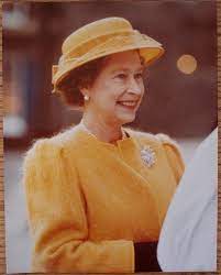 2 Fine Colour Press Photos Of Queen Elizabeth Ii Wearing Yellow Hats C 1980 Queen Hat Pictures Of Queen Elizabeth Queen Elizabeth