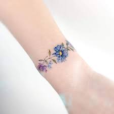 From traditional tattoos to realistic ones and japanese ones, we've got you covered here. 100 Sexy Tattoo Design Ideas For Women 2021 Updated Saved Tattoo