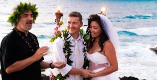 Whether it's the gentle melodies of a ukulele or the colorful lei, here's a list of traditional elements to consider for your hawaiian. Hawaii Wedding Planner And Minister Affordable Beach Weddings