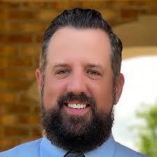 Chris Raines's Instagram, Twitter & Facebook