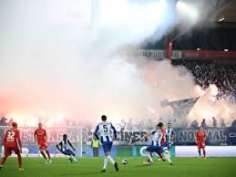 Nun zeigte die polizei fotos zweier verdächtiger. Union Berlin Gegen Hertha Bsc Ubertragung Im Tv Livestream Und Ticker Berlin De