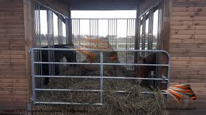 weidehutte mit fressgitter offenstall weideunterstand pferdeunterstand unterstand aussenboxen pferdeunterstand pferdestalle stalle
