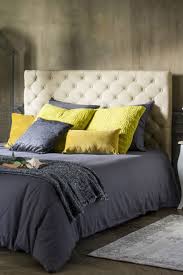 Une Tete De Lit Capitonnee Tete De Lit Capitonnee Tete De Lit Maison Du Monde