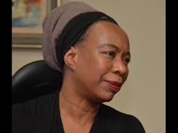 Glass ceiling intact, but women dominate top management at JWN