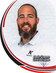 Devin Grooms's Instagram, Twitter & Facebook