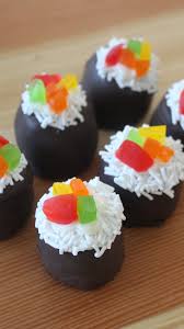 Sushi Cake Pops Video Recipe Video Dessert Sushi Desserts Sushi Cake