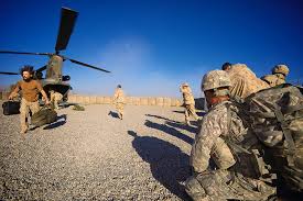 Le conflit oppose alors les forces de la république islamique d'afghanistan aux talibans et à d'autres groupes islamistes insurgés. Canada And The War In Afghanistan The Canadian Encyclopedia