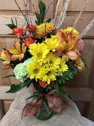 We deliver rose arrangements to all appleton area homes and businesses. Autumn Days T V Original In Appleton Wi Twigs Vines Floral