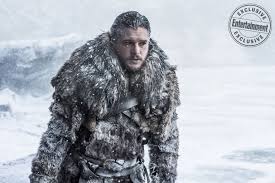 16 Game Of Thrones Behind The Scenes Photos You Haven T Seen Before Scene Photo Behind The Scenes Jon Snow