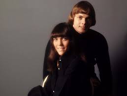 Последние твиты от the carpenters (@notcarpenters). Yesterday Once More The Feel Good Sadness Of A Carpenters Fan Convention Los Angeles Times