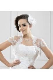 Ce boléro mariage se porte ouvert et peut convenir à une mariée ou autres cérémonies : Bolero En Dentelle Mariage Accessoires De La Mariee Etole Ceremonie Accessoires Du Mariage Bolero Dentelle Bolero De Mariee Bolero