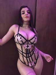 TW Pornstars - 1 pic. Karely Ruiz. Twitter. Buenos días 😳🔥 RT y mira la  sorpresa 😈. 2:47 PM - 2 Feb 2022