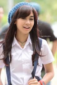 Umur 26 tahun) adalah seorang penyanyi, aktris dan model perempuan. Biodata Anisa Rahma Profil Foto Dan Agama Lengkap Biodata Artis