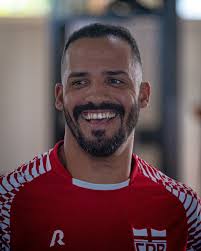 Anselmo Ramon treina com o grupo nesta quinta e deve reforçar o CRB contra  o Vitória