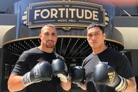 After just two fights, justis huni has turned heads with his power, movement and speed. Boxing Heavyweight Justis Huni In Deep End With Pro Debut